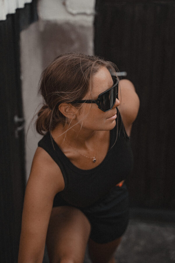 003 Reschen Black - Image 6