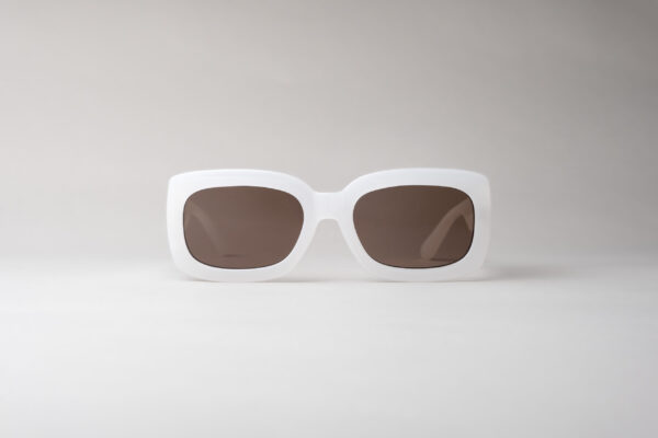 Love White - Image 2