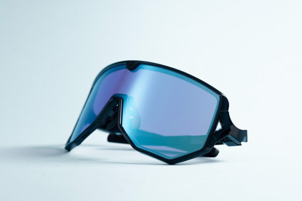 003 Reschen Transparent Black UltraVue Violet - Image 8